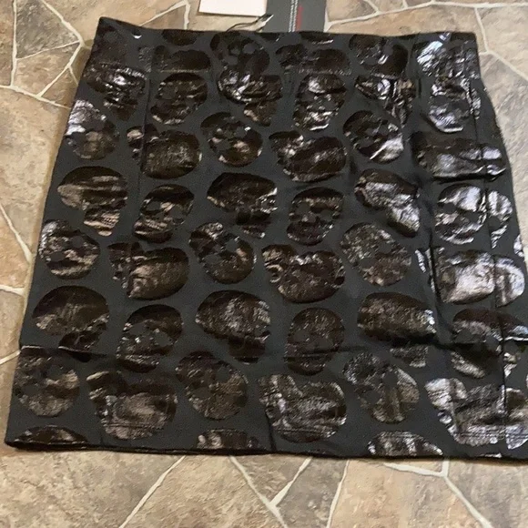 NWT Iron Fist Skullz Club Mini Skirt Sz L & Sz S in Black - Picture 7 of 10